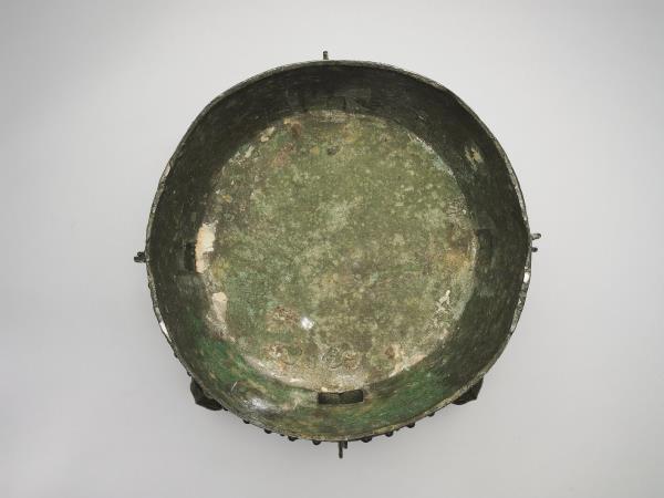 鉤連乳丁紋羊首罍