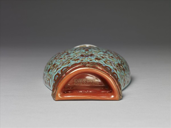 粉彩天藍描金螭龍番蓮紋轎瓶