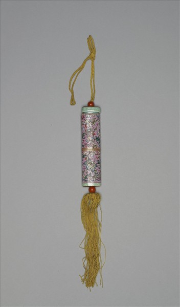 粉彩粉紅地纏枝花卉紋牙籤筒