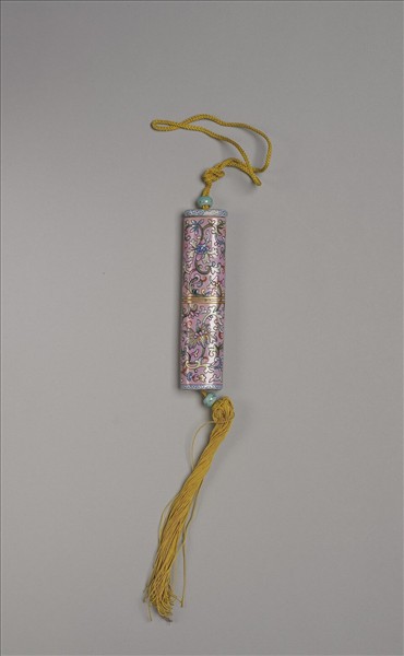 粉彩粉紅地纏枝花卉紋牙籤筒