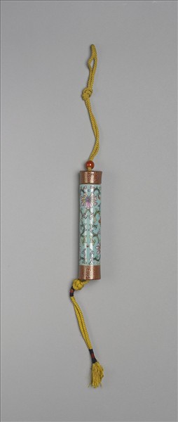 粉彩藍地番蓮紋牙籤筒