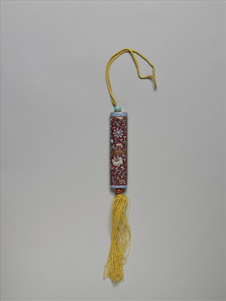 粉彩紅地番蓮紋牙籤筒