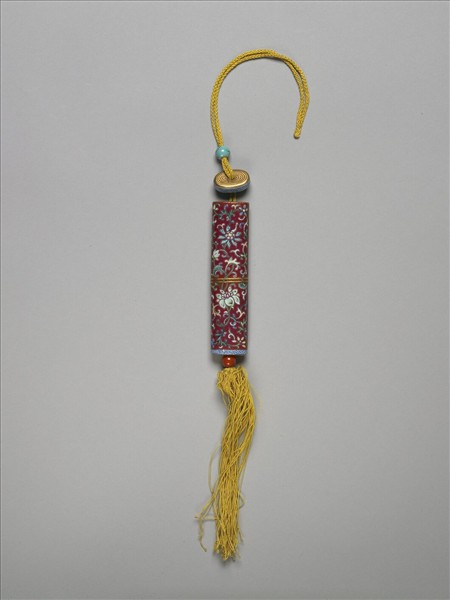 粉彩紅地番蓮紋牙籤筒