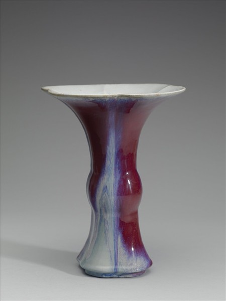 爐鈞釉四瓣花觚