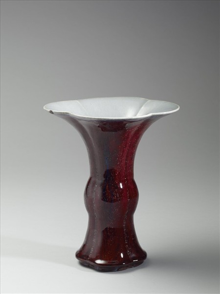 爐鈞釉四瓣花觚