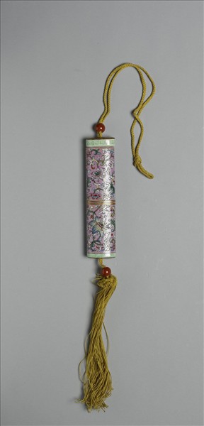 粉彩粉紅地纏枝花卉紋牙籤筒