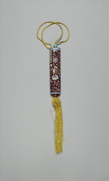 粉彩紅地番蓮紋牙籤筒