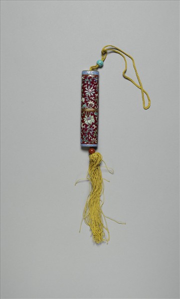 粉彩紅地番蓮紋牙籤筒