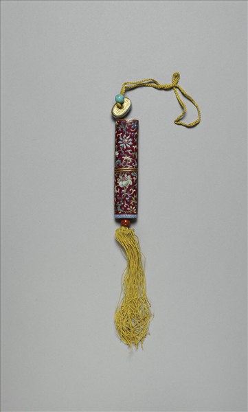 粉彩紅地番蓮紋牙籤筒