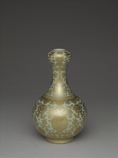 青瓷描金蒜頭瓶