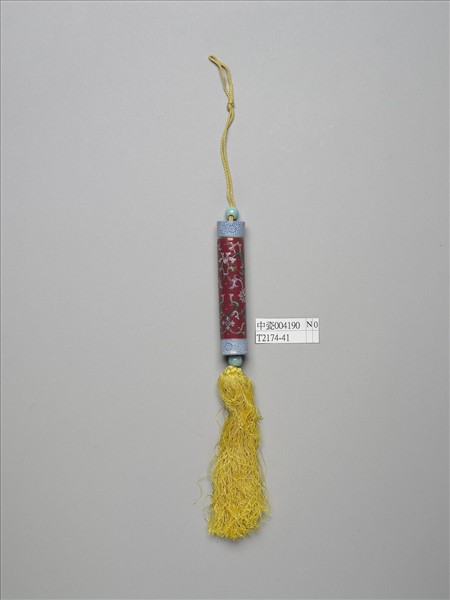 粉彩紅地番蓮紋牙籤筒