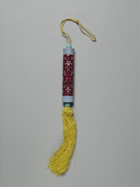 粉彩紅地番蓮紋牙籤筒