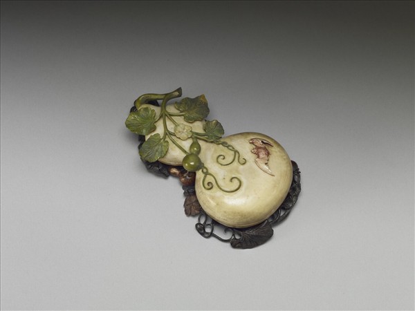 象牙雕蒲蘆式盒