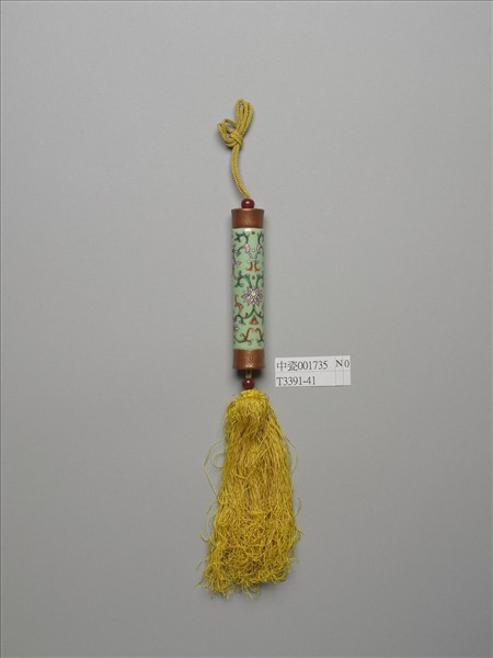 粉彩草綠地纏枝花卉紋牙籤筒