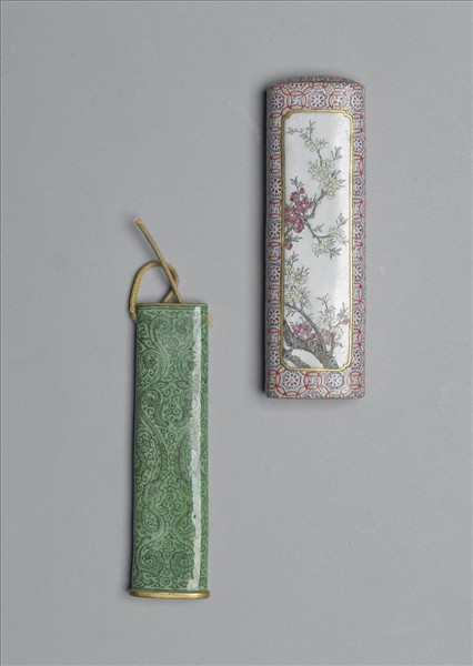 琺瑯彩詩意花卉紋牙籤筒