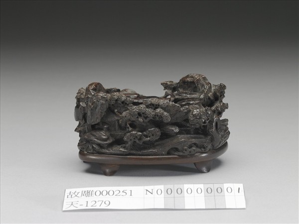 紫檀山水樓閣紋木座