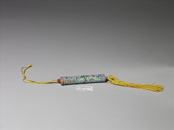 粉彩湖綠地纏枝花卉紋牙籤筒