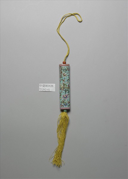 粉彩湖綠地纏枝花卉紋牙籤筒