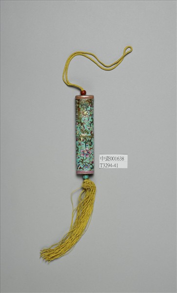 粉彩湖綠地纏枝花卉紋牙籤筒