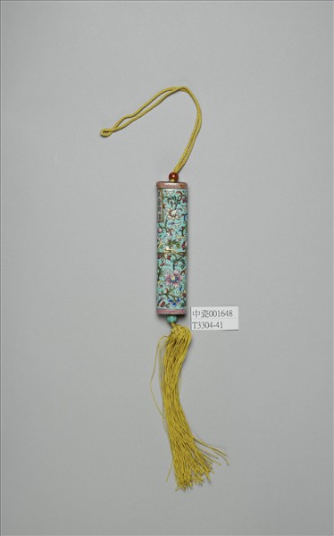 粉彩湖綠地纏枝花卉紋牙籤筒