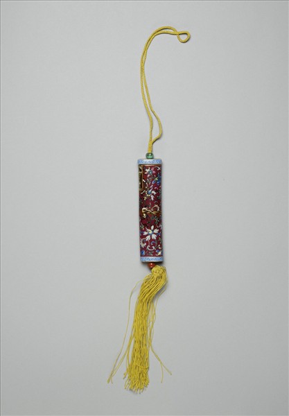 粉彩紅地纏枝花卉紋牙籤筒