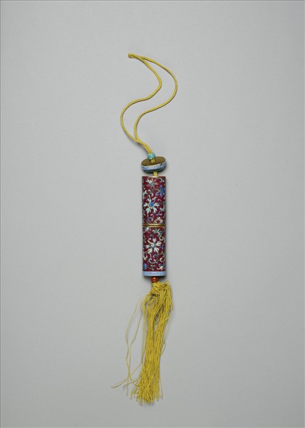 粉彩紅地纏枝花卉紋牙籤筒