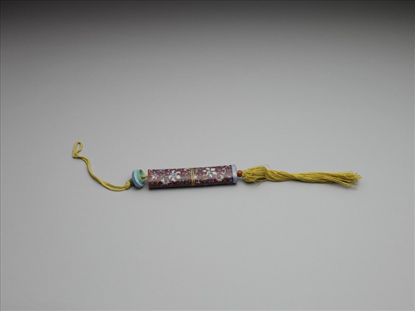 粉彩紅地纏枝花卉紋牙籤筒