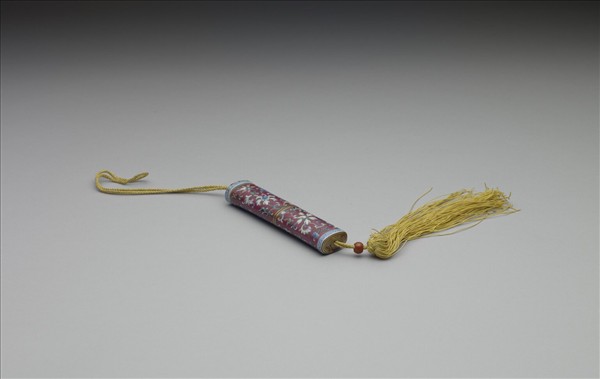 粉彩紅地纏枝花卉紋牙籤筒