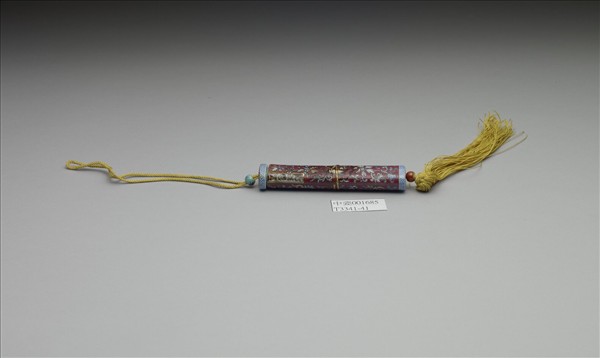 粉彩紅地纏枝花卉紋牙籤筒