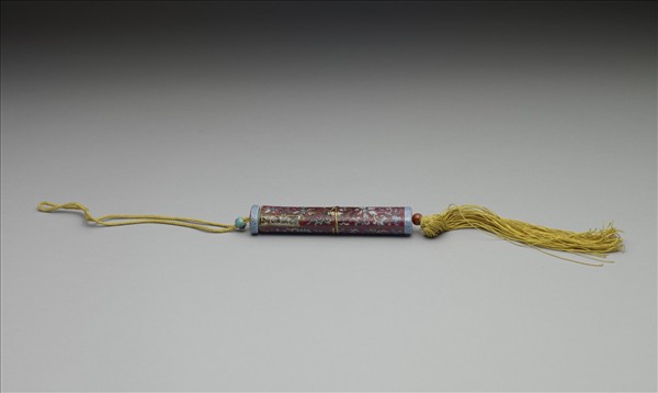 粉彩紅地纏枝花卉紋牙籤筒