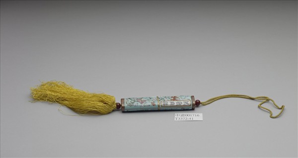 粉彩湖綠地纏枝花卉紋牙籤筒