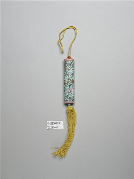 粉彩湖綠地纏枝花卉紋牙籤筒