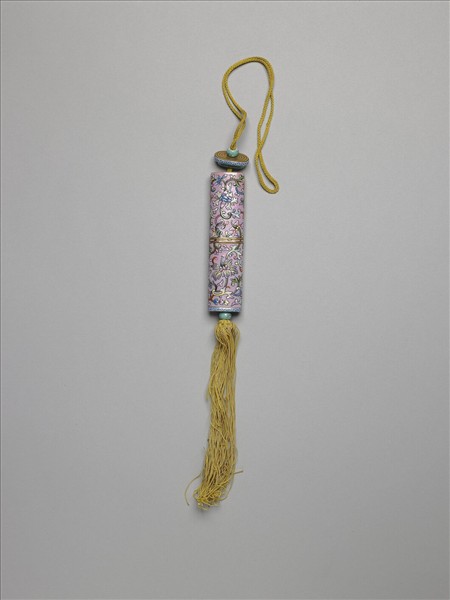 粉彩粉紅地纏枝花卉紋牙籤筒