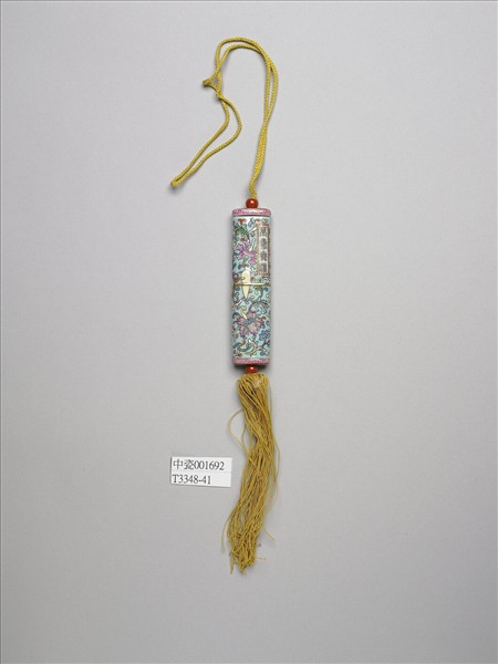 粉彩湖綠地纏枝花卉紋牙籤筒