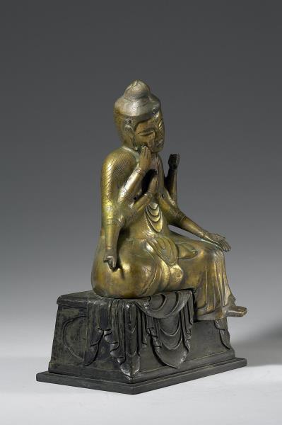 日本 室町時代 銅鎏金 如意輪觀音菩薩倚坐像