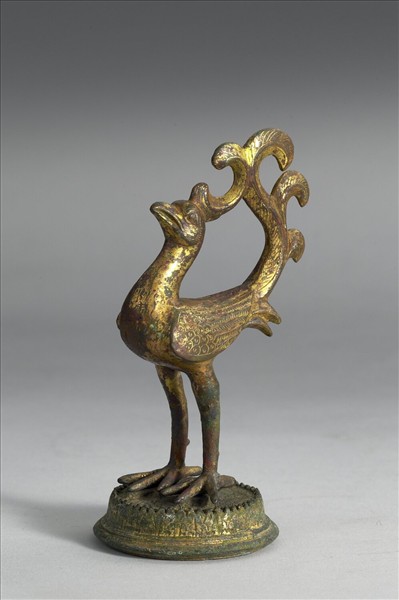 青銅鎏金長卷尾立鳥