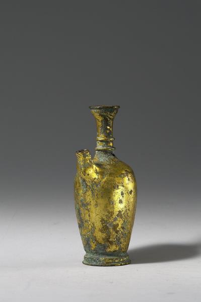 銅鎏金淨瓶