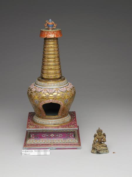 琺瑯彩瓷金地塔