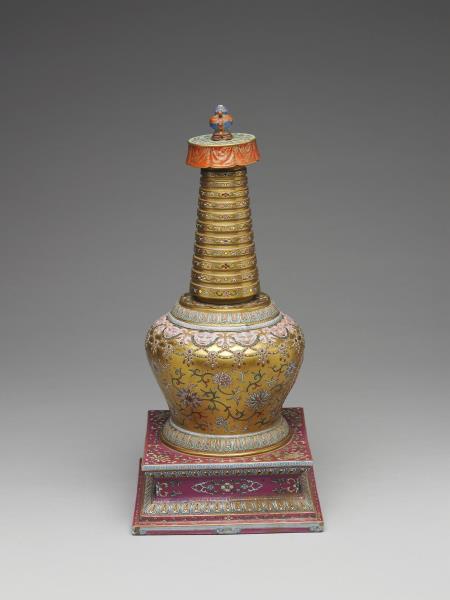 琺瑯彩瓷金地塔