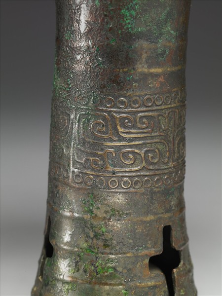 獸面紋鈴觚