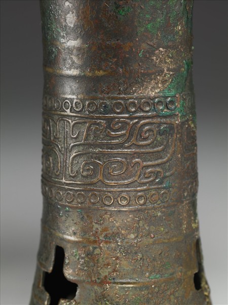 獸面紋鈴觚