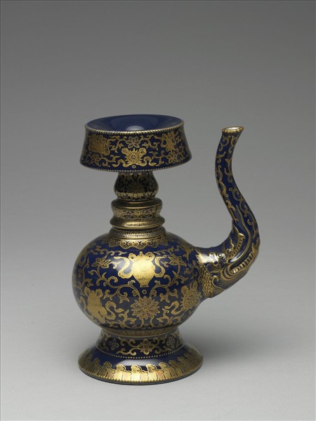 霽青釉描金八吉祥紋奔巴壺