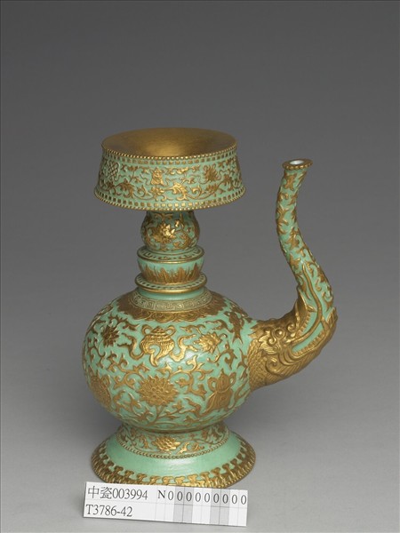 粉彩綠地描金印花八吉祥奔巴壺