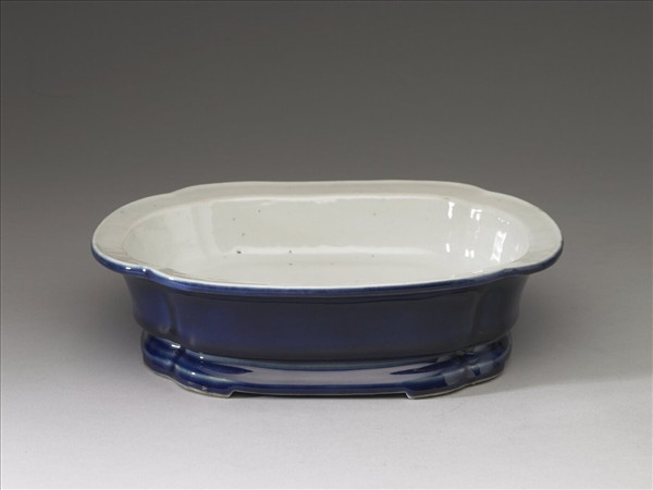 霽青釉海棠式盆