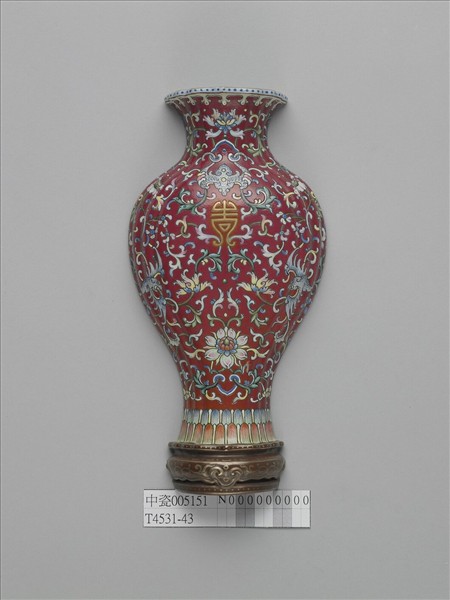 粉彩紅地錦上添花轎瓶