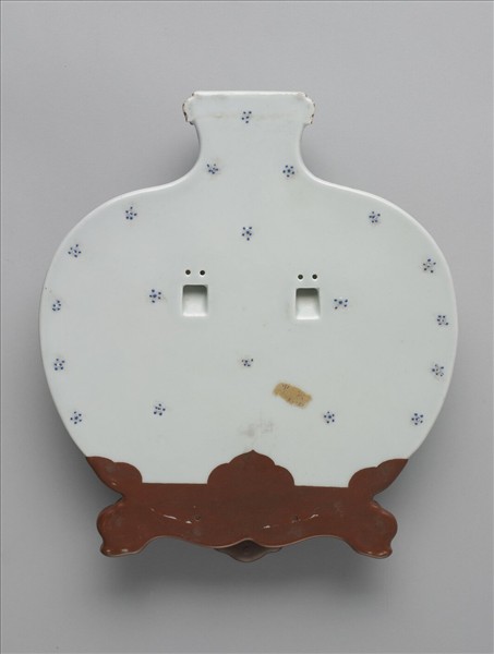 鬥彩番蓮紋轎瓶