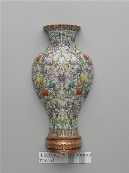 琺瑯彩轎瓶