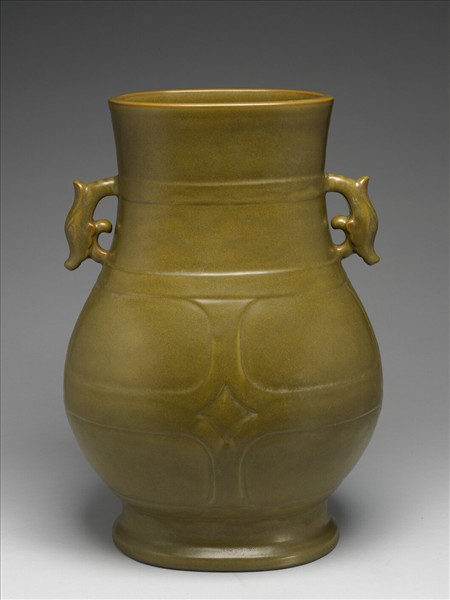 茶葉末釉獸耳壺