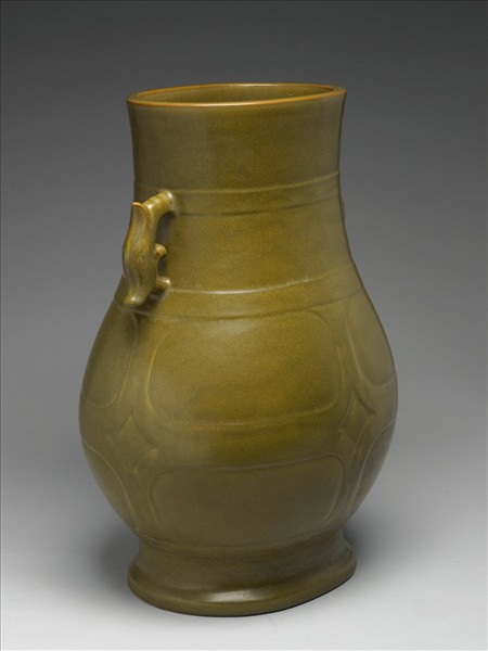 茶葉末釉獸耳壺