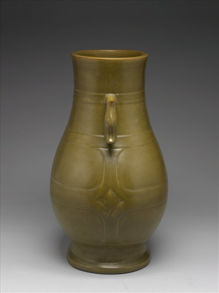 茶葉末釉獸耳壺